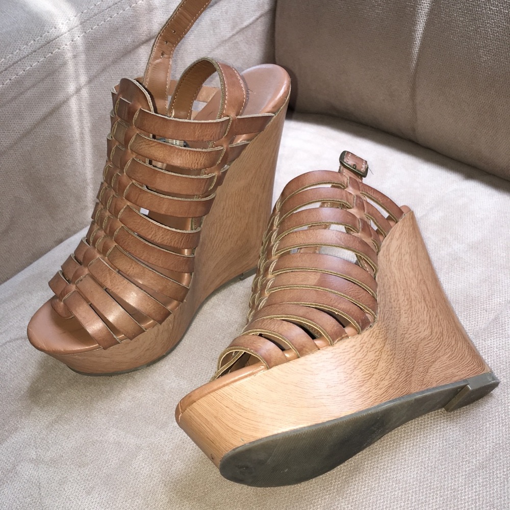 Weged Sandals
